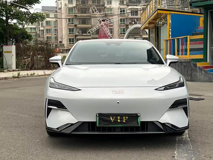 Geely Galaxy E8, 2024 — фото 2 из 9