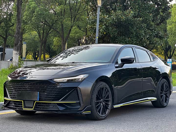 Changan UNI-V, 2022 — купить в Нижнем Новгороде под ключ