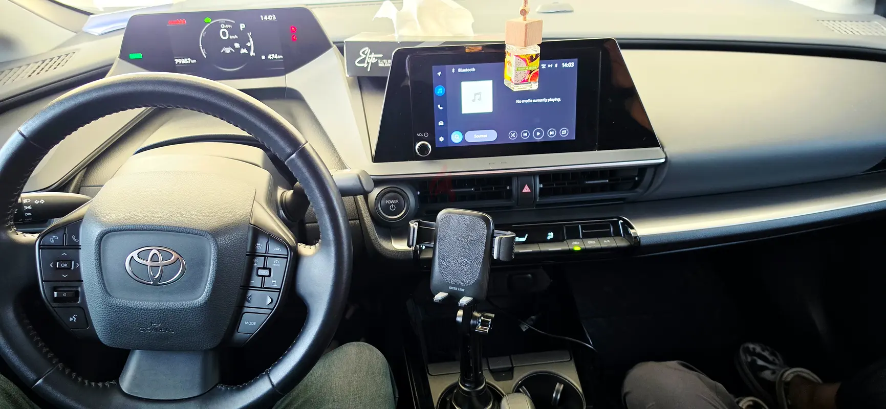 Toyota Prius, 2023 — фото 8 из 8