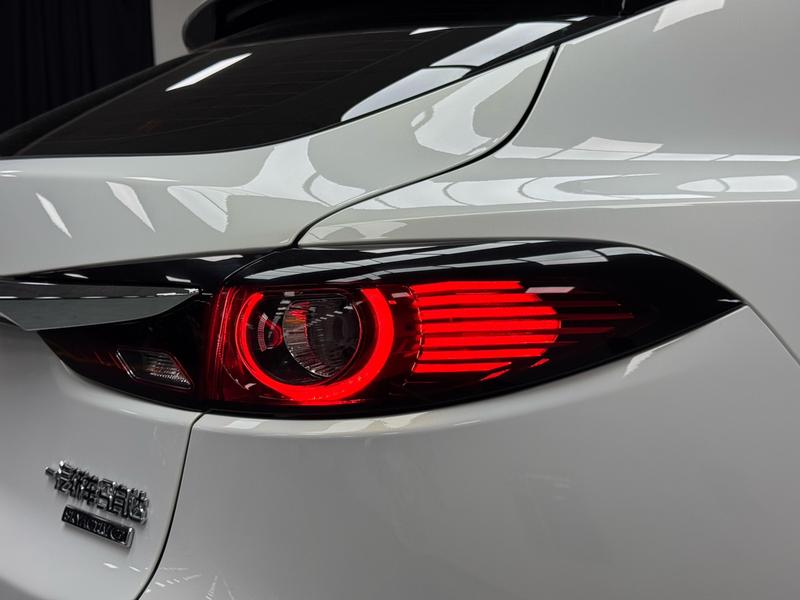 Mazda CX-4, 2023 — фото 8 из 12
