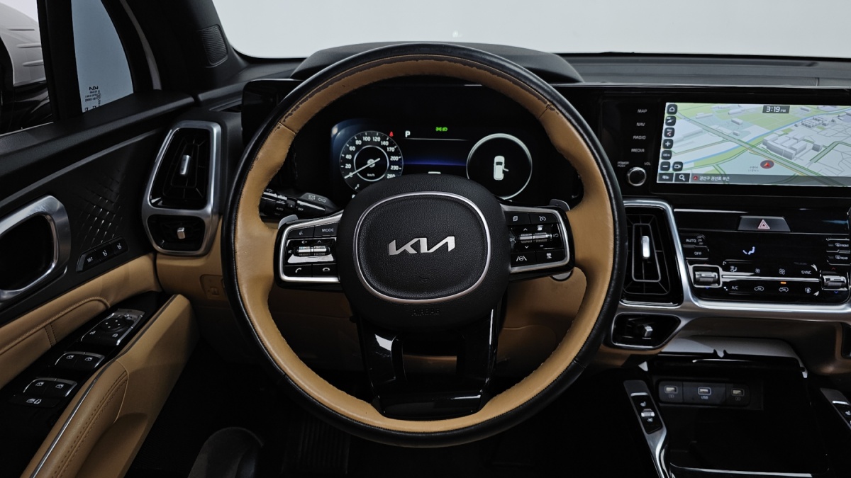 Kia Sorento, 2022 — фото 11 из 12