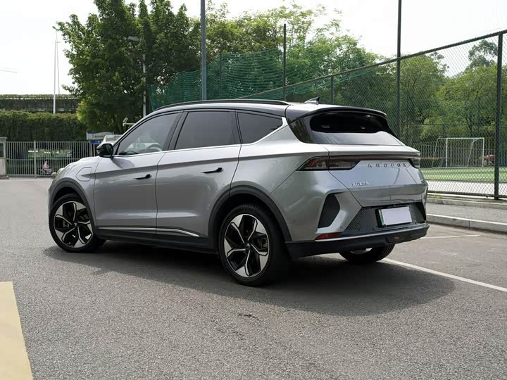 BAIC Arcfox Alpha T, 2022 — фото 5 из 9