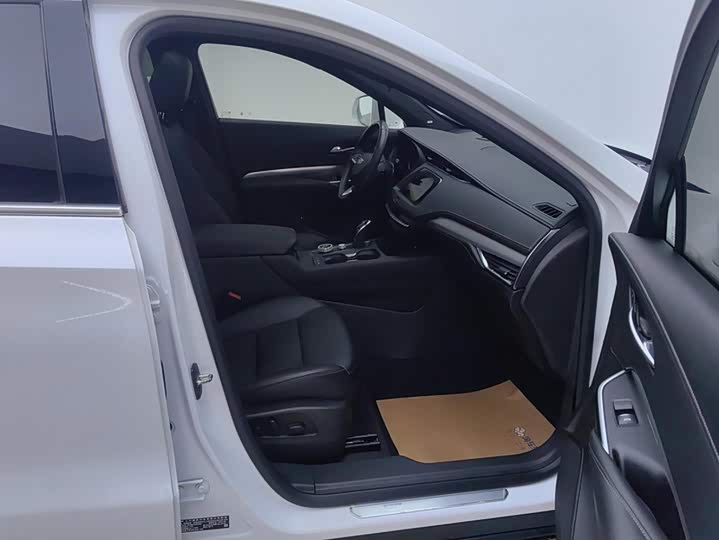 Cadillac XT4, 2022 — фото 8 из 9
