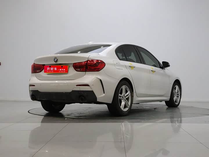 BMW 1 Series, 2022 — фото 5 из 9