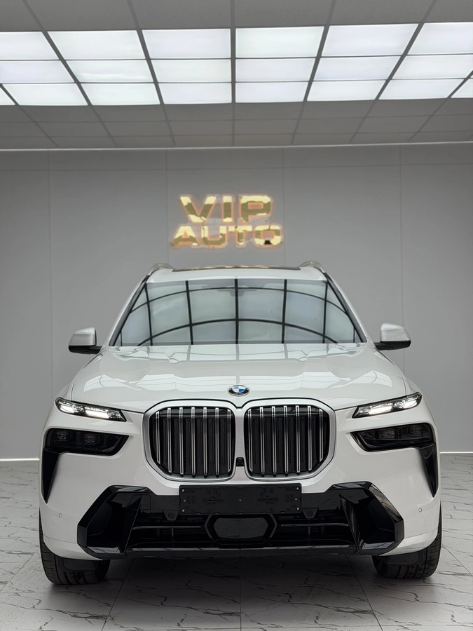 BMW X7, 2026
