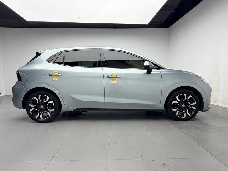 MG Motor 4 EV, 2025 — фото 8 из 12
