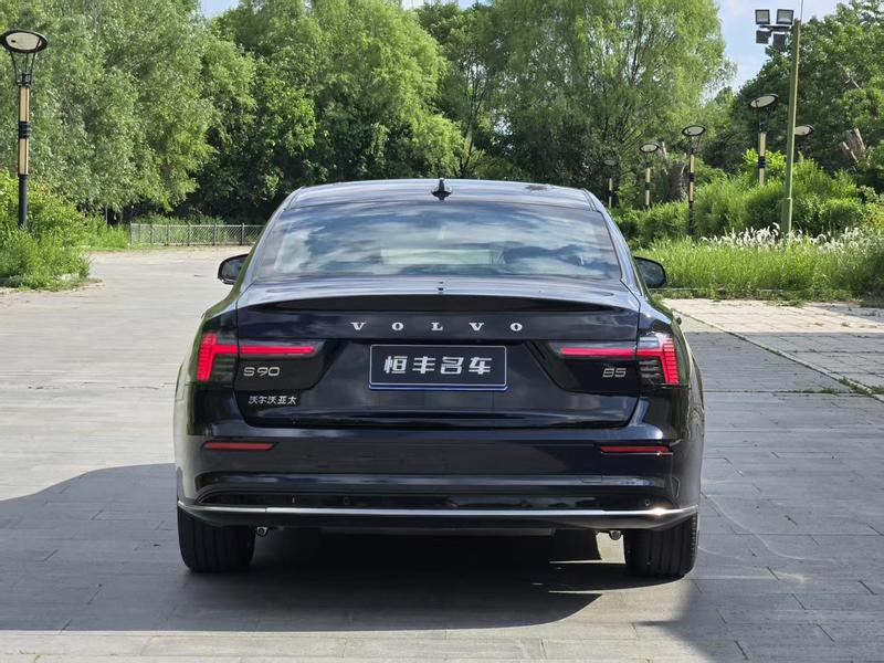 Volvo S90, 2025 — фото 4 из 11