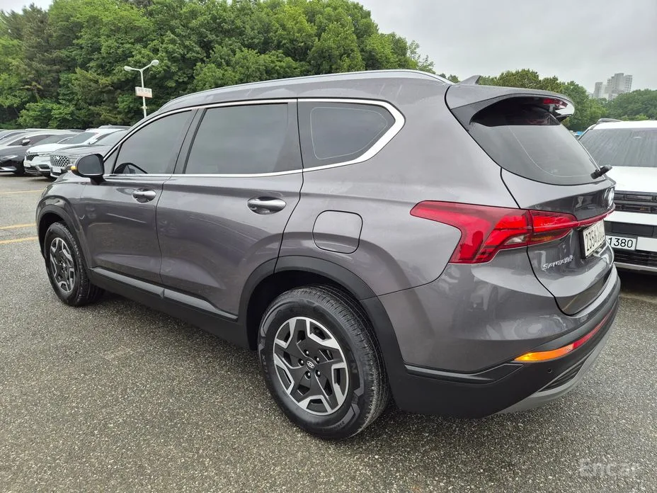 Hyundai Santa Fe, 2022 — фото 4 из 12