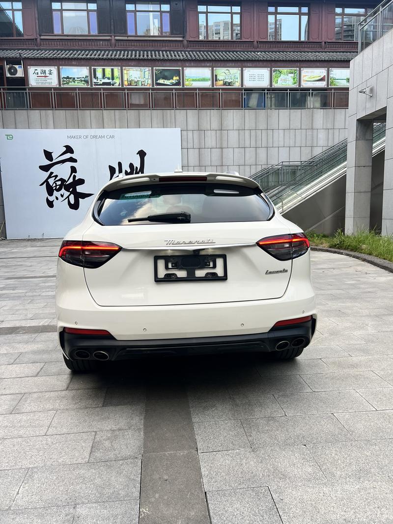 Maserati Levante, 2021 — фото 5 из 12