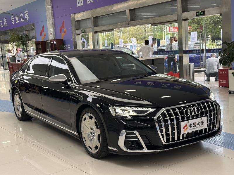 Audi A8, 2023 — фото 3 из 12