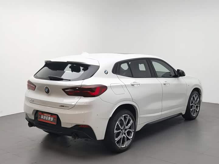 BMW X2, 2021 — фото 2 из 9