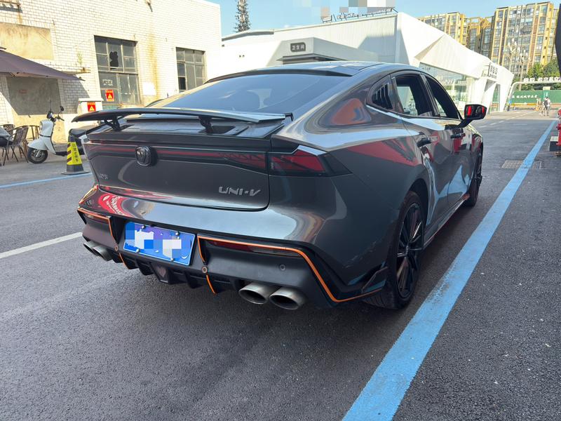 Changan UNI-V, 2023 — фото 6 из 12