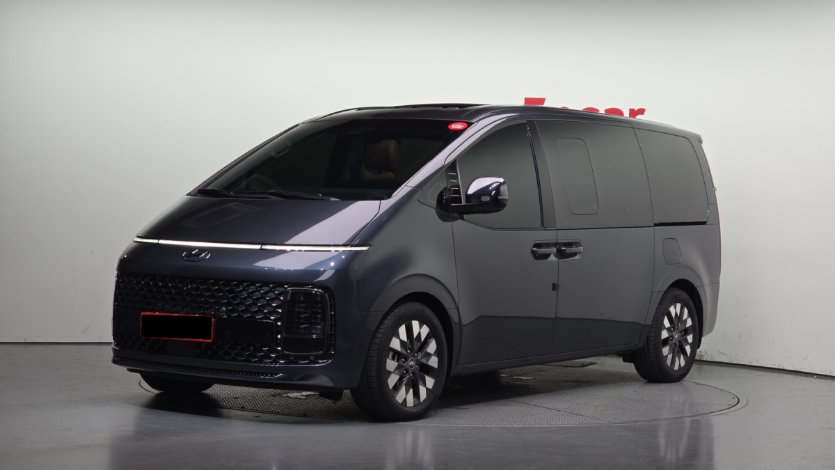 Hyundai Staria, 2023 — купить в Орле под ключ