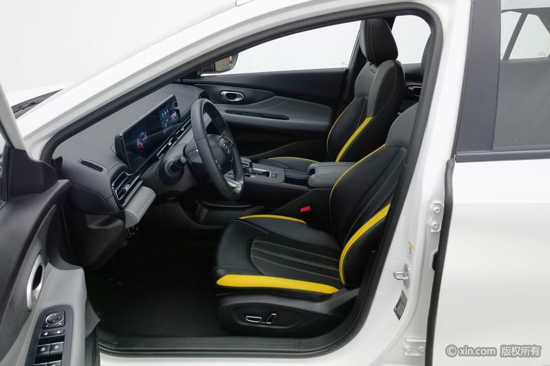 GAC Trumpchi Empow R, 2021 — фото 12 из 12