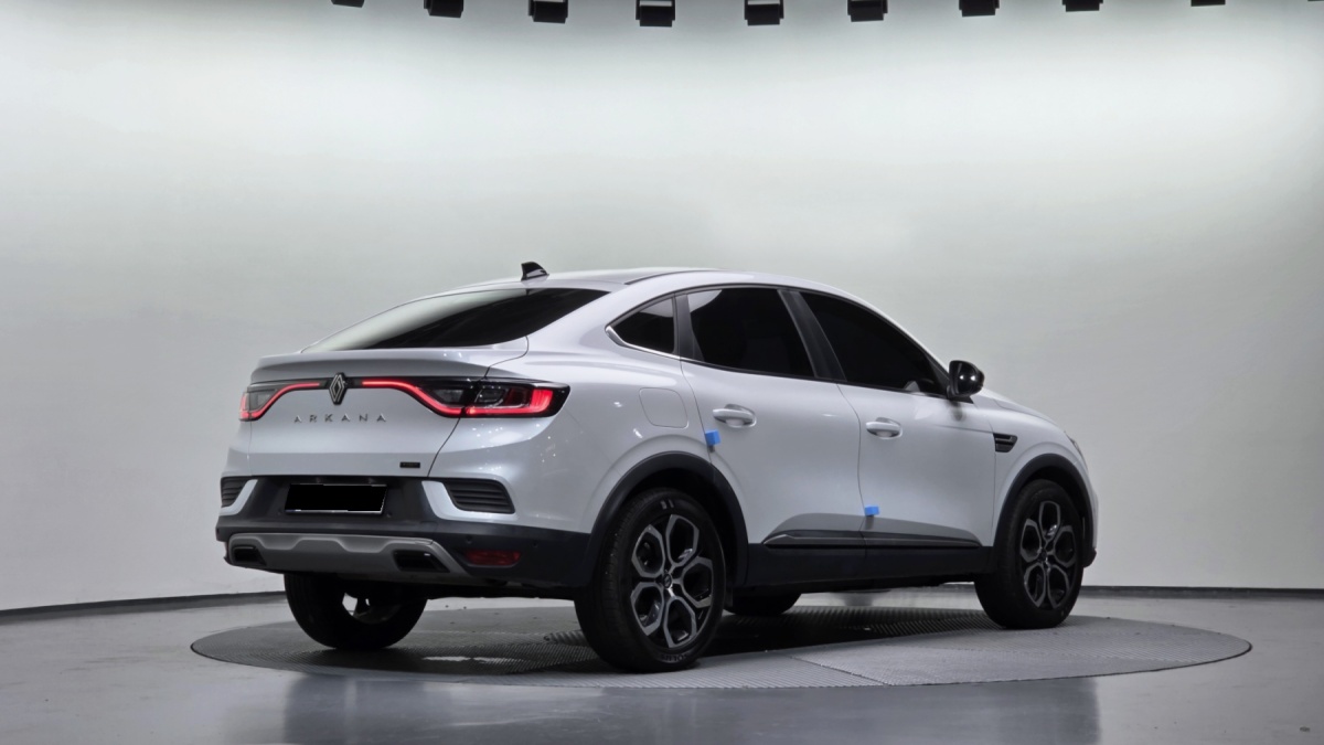 Renault Arkana, 2024 — фото 2 из 12