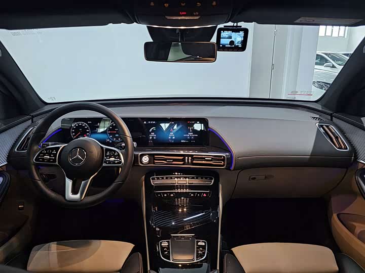 Mercedes-Benz EQC, 2022 — фото 7 из 9