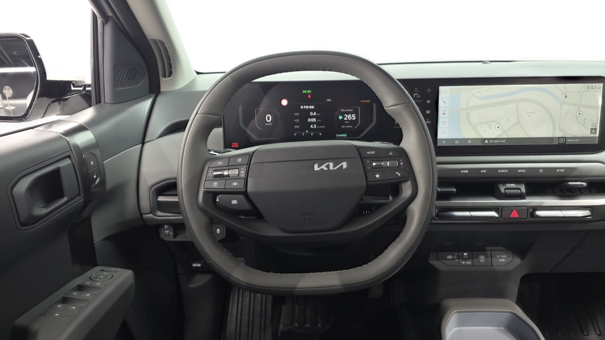 Kia EV3, 2025 — фото 11 из 12