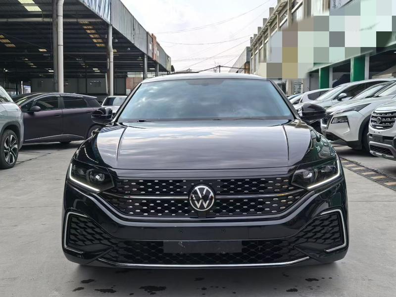 Volkswagen Passat, 2023 — фото 2 из 10