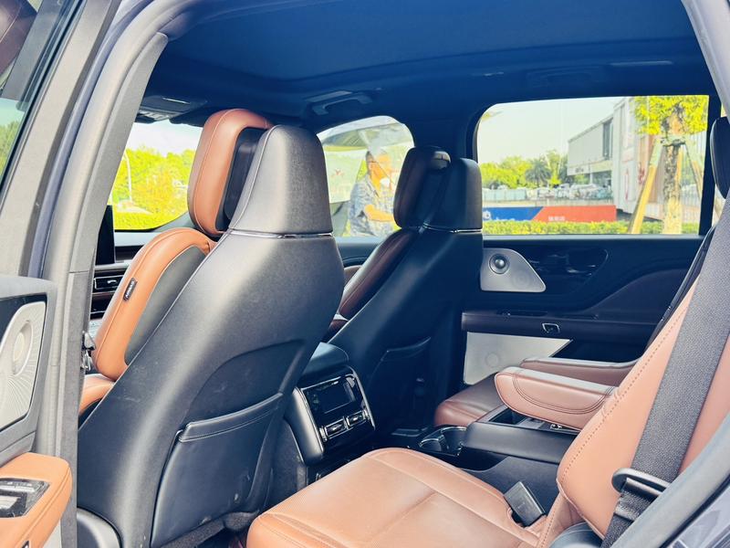 Lincoln Aviator, 2021 — фото 9 из 10