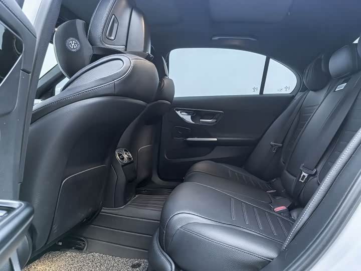 Mercedes-Benz C-Class, 2022 — фото 2 из 9