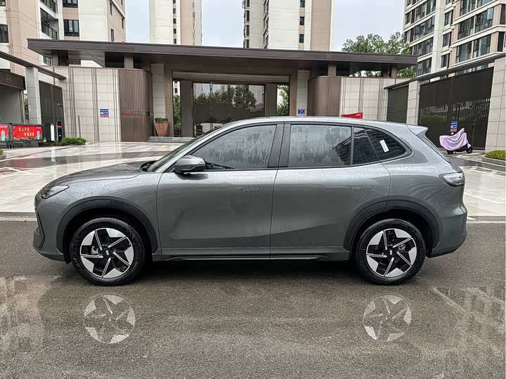 Geely Galaxy E5, 2025 — фото 3 из 9