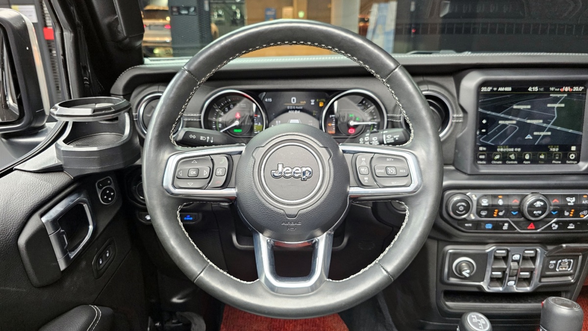 Jeep Wrangler, 2022 — фото 12 из 12