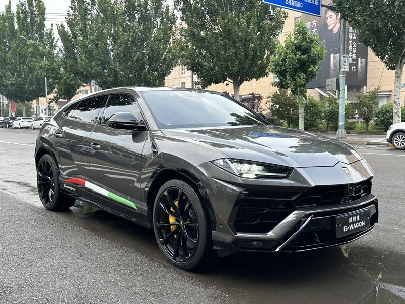 Lamborghini Urus, 2022 — фото 3 из 12