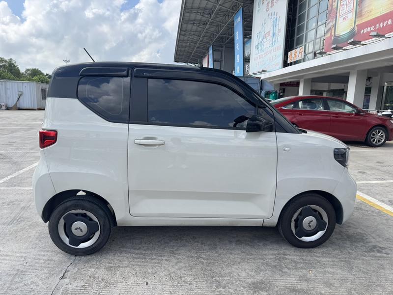 Wuling Mini EV, 2021 — фото 8 из 12