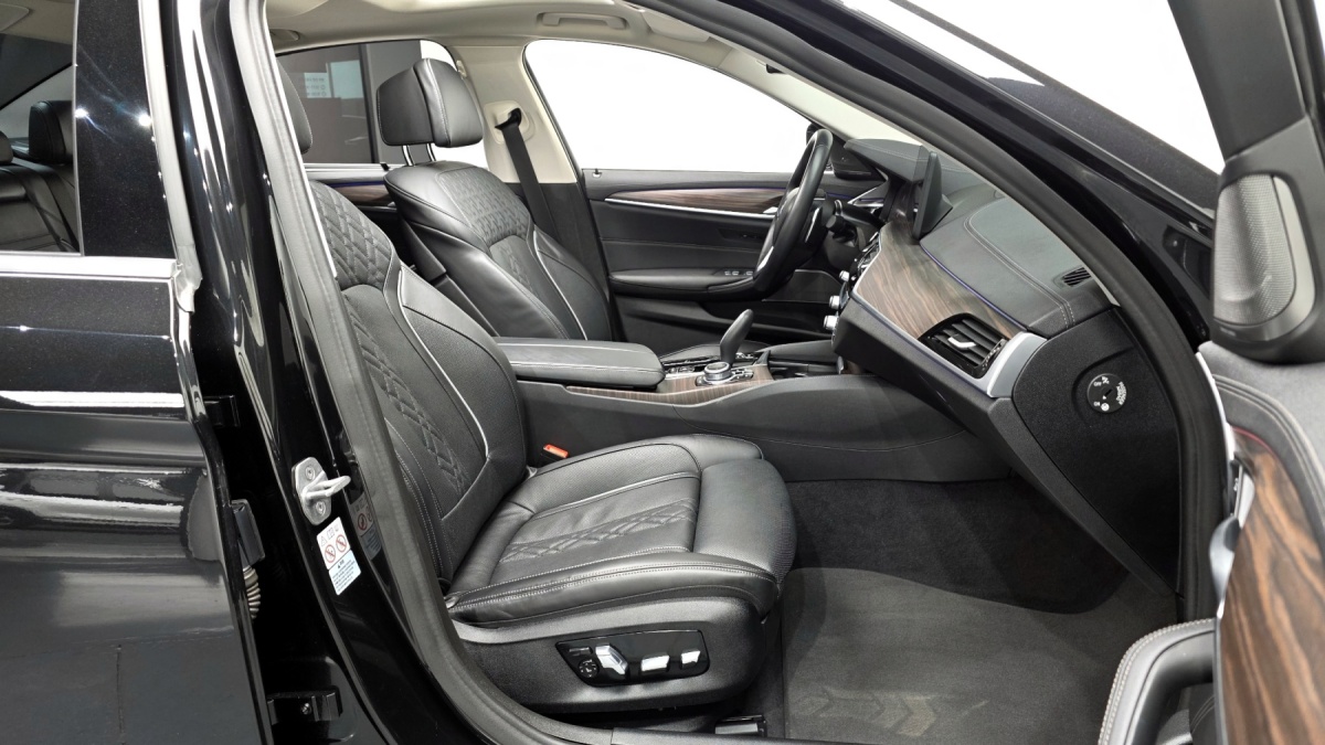 BMW 5 Series, 2021 — фото 11 из 12