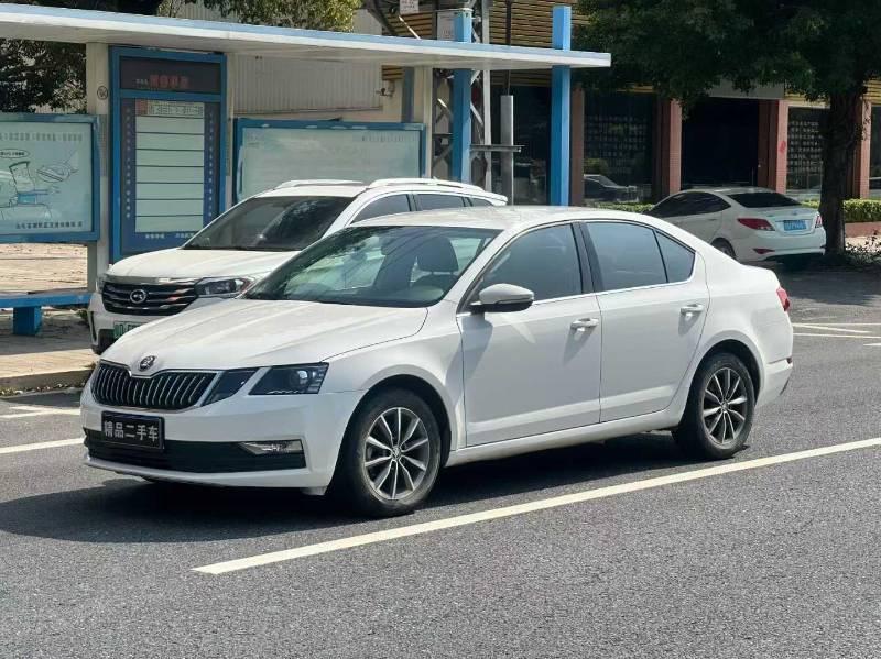 Skoda Octavia Pro, 2022 — купить в Курске под ключ