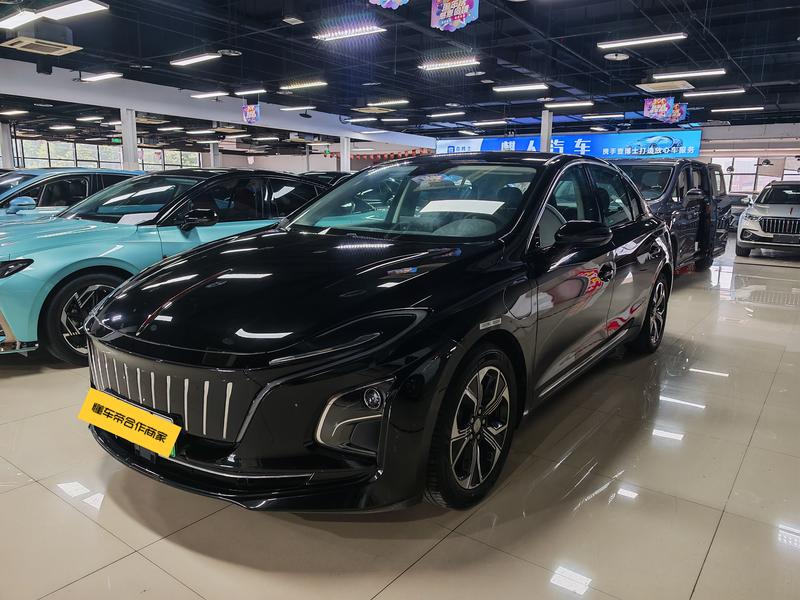 Hongqi E-QM5, 2024 — купить в Кирове под ключ