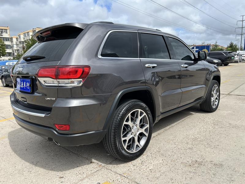 Jeep Grand Cherokee, 2022 — фото 6 из 12