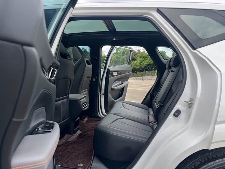 Changan Oshan Z6 Hybrid, 2023 — фото 6 из 9