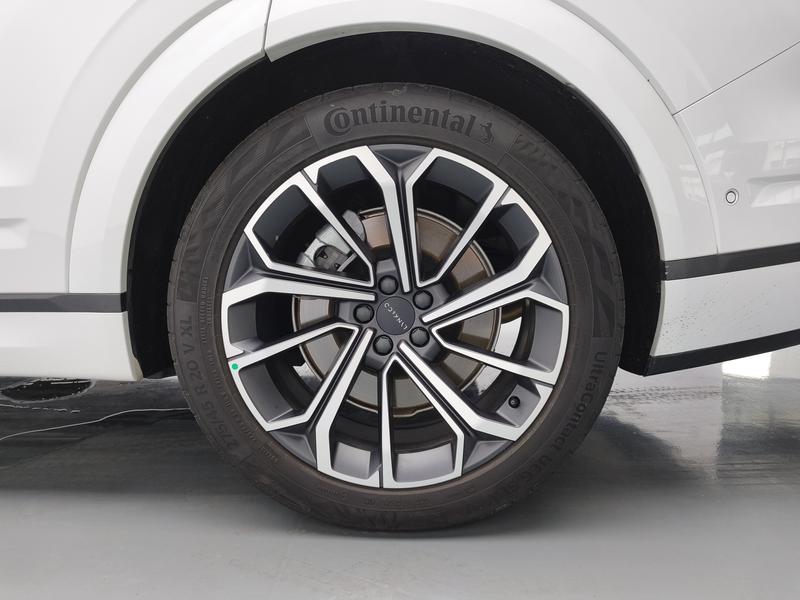 Lynk & Co 09 EM-P Hybrid, 2023 — фото 11 из 12