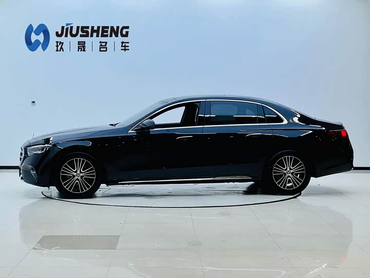 Mercedes-Benz E-Class, 2025 — фото 4 из 9