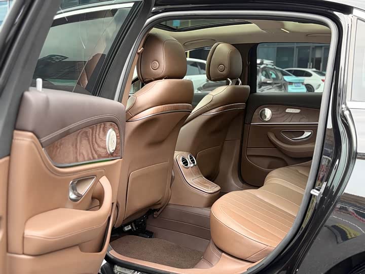 Mercedes-Benz E-Class, 2021 — фото 9 из 9