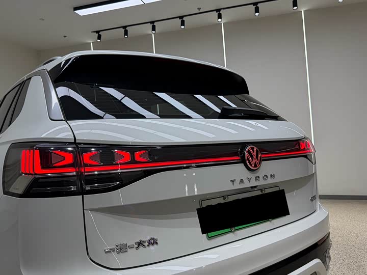 Volkswagen Tayron GTE Hybrid, 2024 — фото 9 из 9