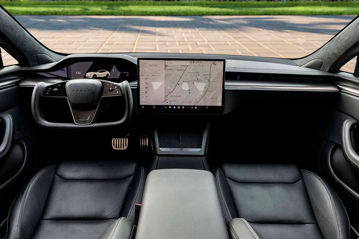 Tesla Model S, 2023 — фото 8 из 10