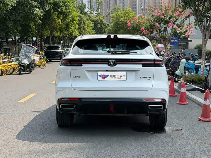 Changan UNI-K Hybrid, 2026 — фото 5 из 9