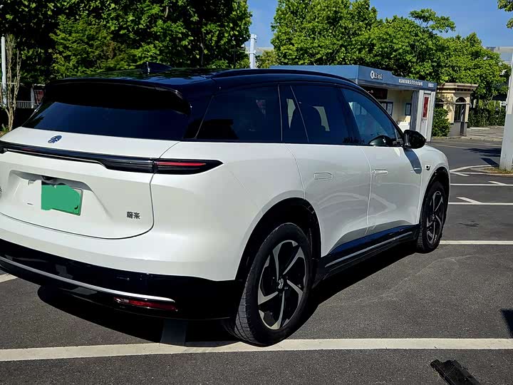Nio ES6, 2025 — фото 8 из 9