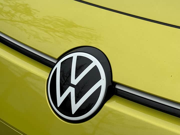 Volkswagen ID.3, 2022 — фото 5 из 9