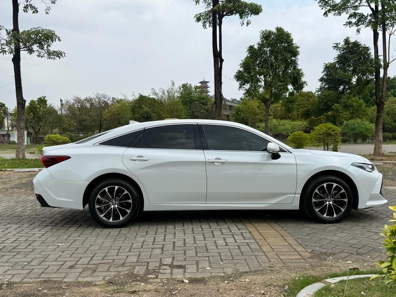 Toyota Avalon, 2023 — фото 7 из 12