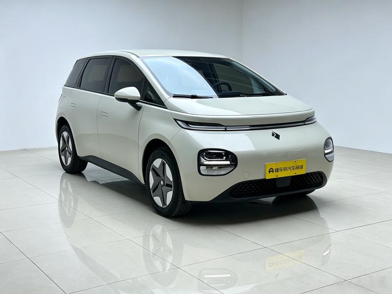 Baojun Yunduo, 2023 — фото 3 из 12