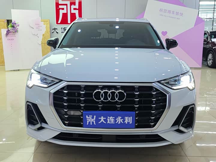 Audi Q3, 2023 — фото 2 из 9