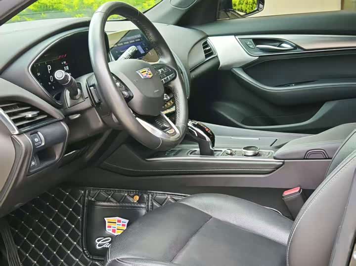 Cadillac CT5, 2023 — фото 7 из 9