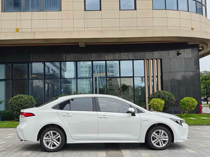 Toyota Levin, 2022 — фото 4 из 9