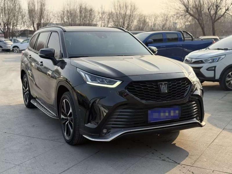 Toyota Crown Kluger, 2022 — фото 3 из 10