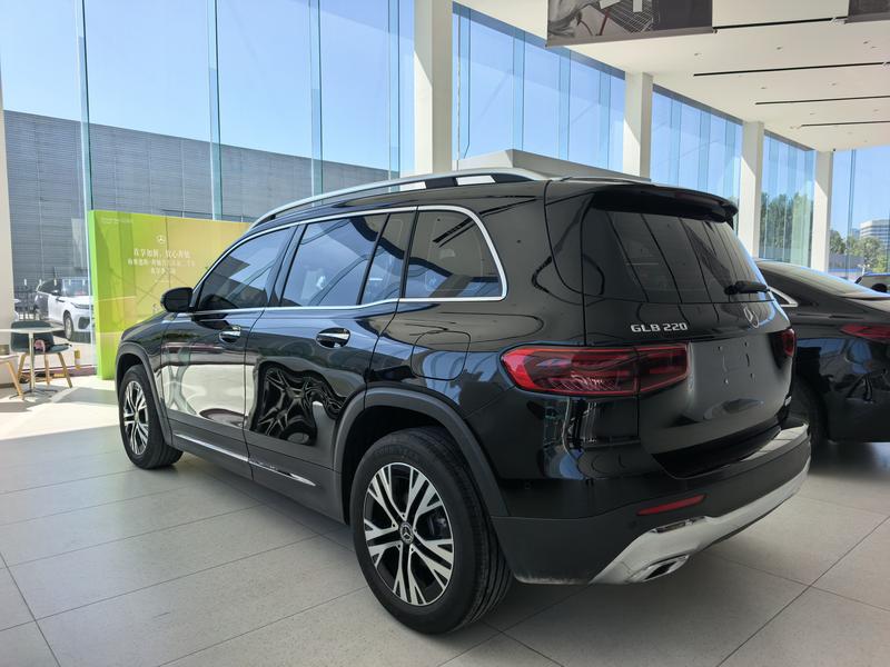 Mercedes-Benz GLB-Class, 2024 — фото 3 из 9
