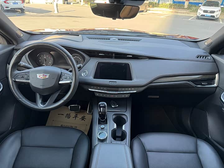 Cadillac XT4, 2021 — фото 6 из 9