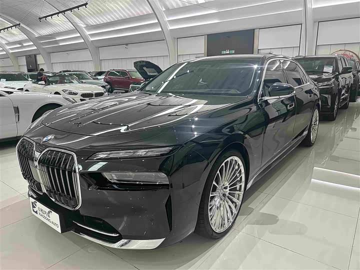BMW 7 Series, 2025 — купить в Тамбове под ключ